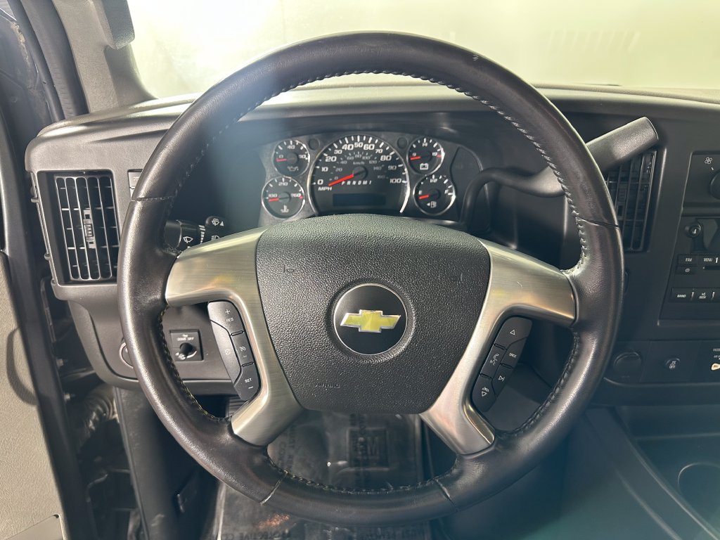 Used 2016 Chevrolet Express 2500 LS RWD image 18