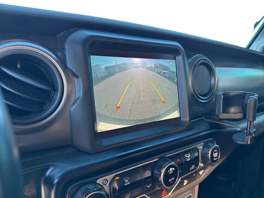 Used 2019 Jeep Wrangler Sport S image 13