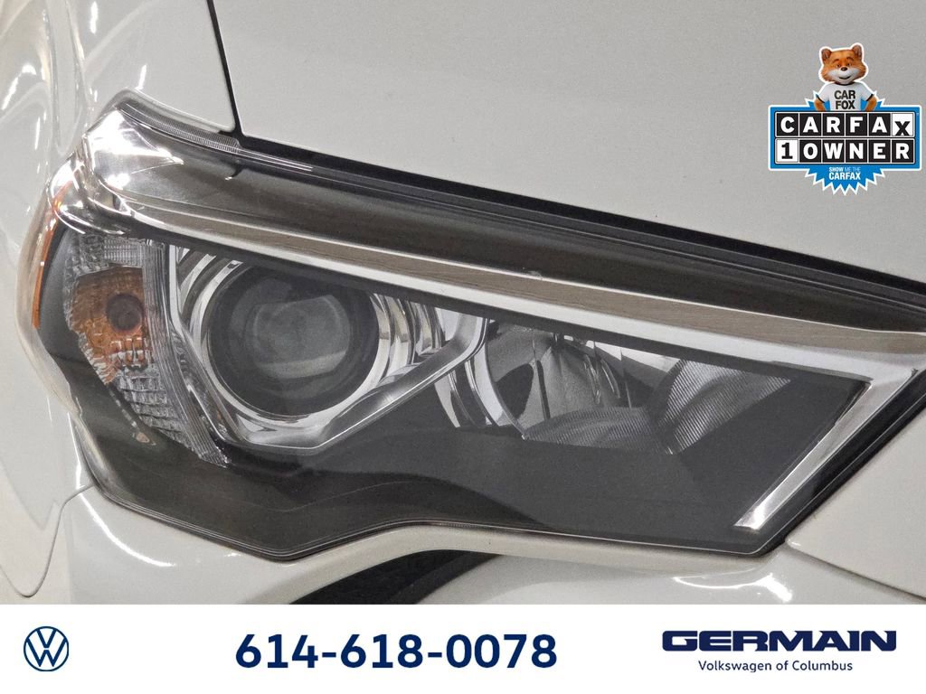 Used 2022 Toyota 4Runner SR5 Premium w/ Moonroof Package image 18