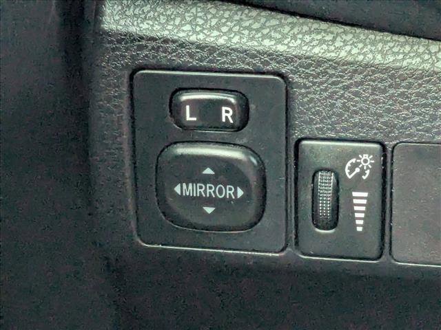 Used 2015 Toyota Corolla S image 11