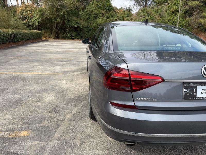 Used 2017 Volkswagen Passat 1.8T SE FWD image 8