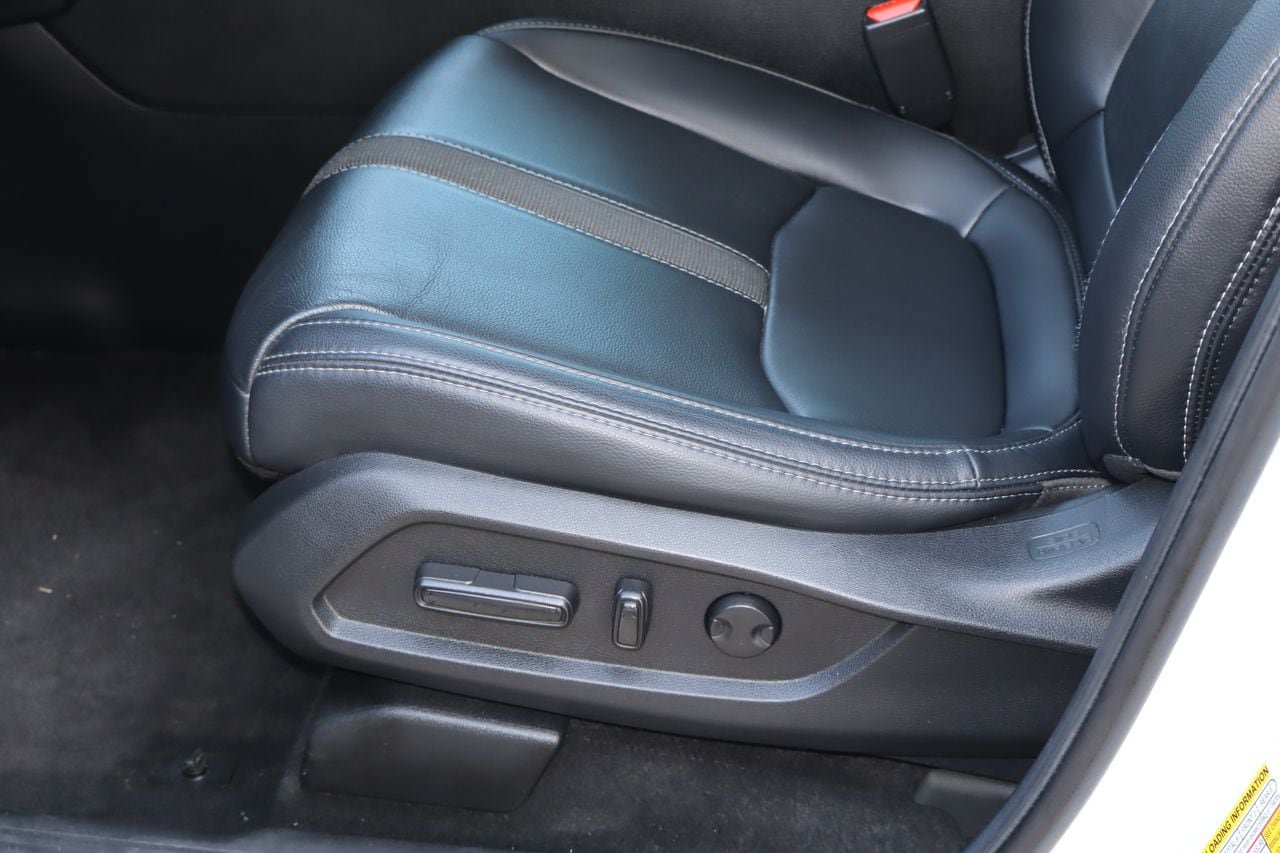 Used 2025 Honda Pilot EX-L image 14