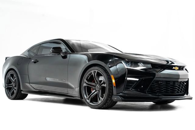 Used 2018 Chevrolet Camaro SS image 6