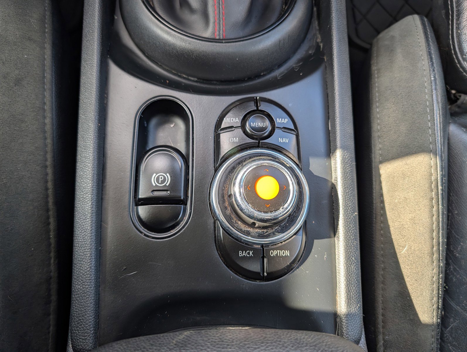 Used 2020 MINI Cooper Clubman S w/ Driver Assistance Package image 27