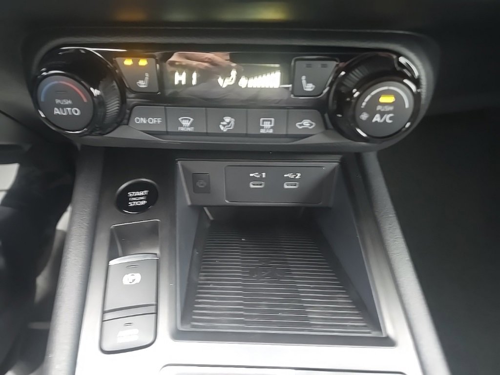 New 2026 Nissan Kicks SV image 18