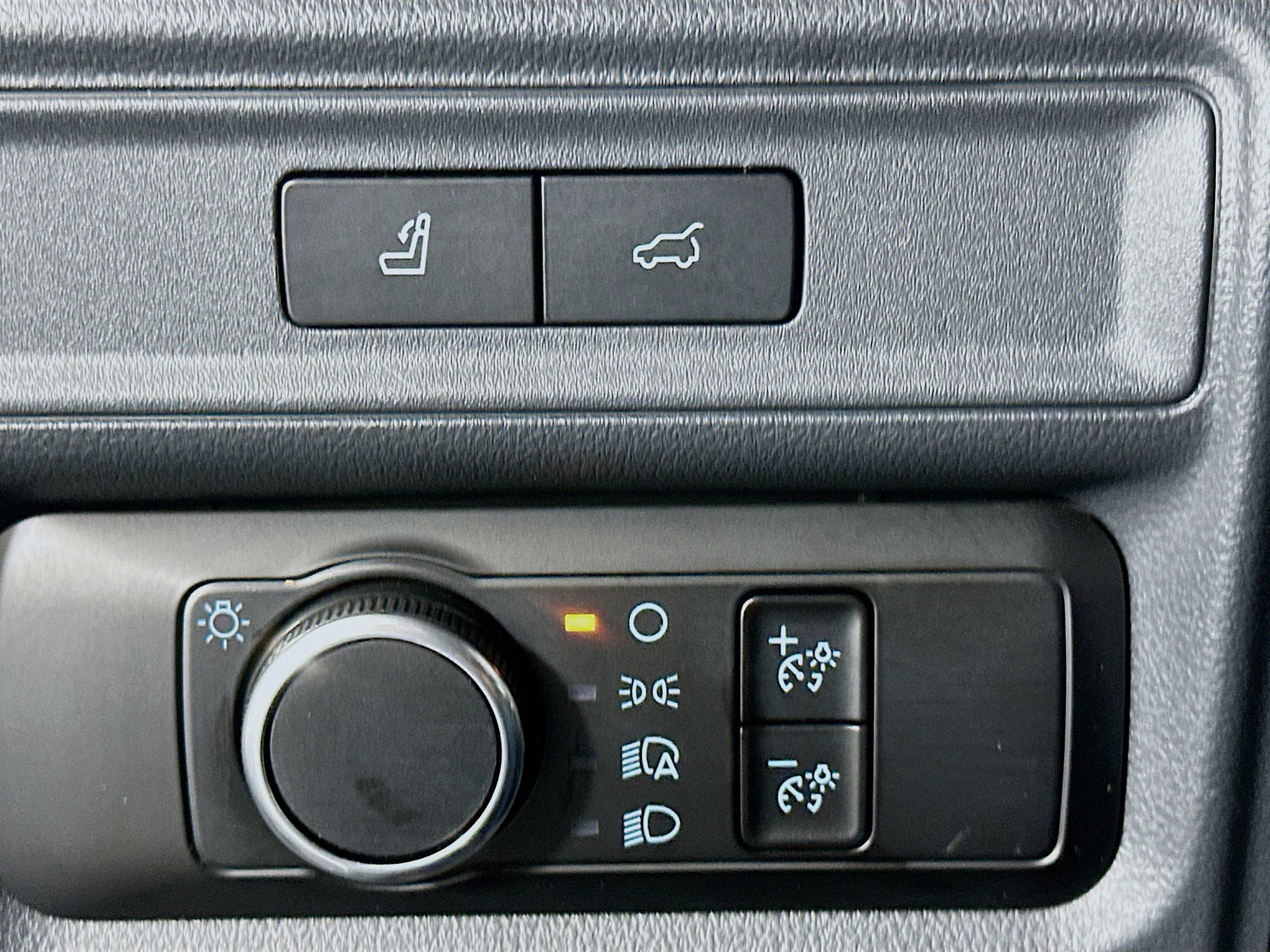 Used 2024 Ford Expedition Max XLT image 17