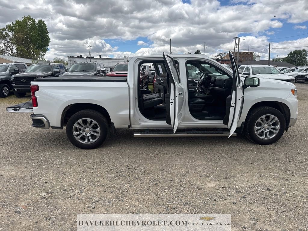 Used 2022 Chevrolet Silverado 1500 LTZ AWD/4WD image 40