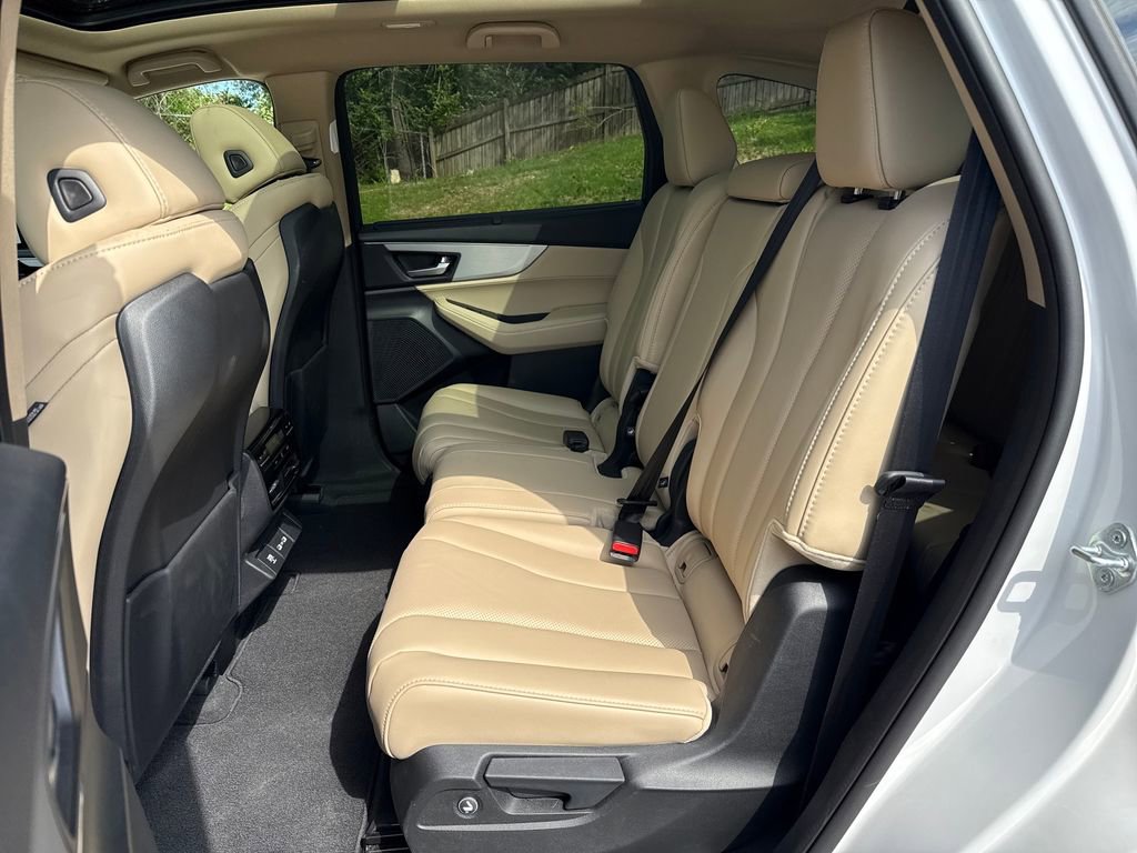 Used 2023 Acura MDX SH-AWD w/ Technology Package image 23