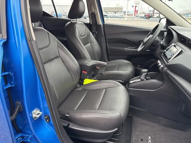 Used 2021 Nissan Kicks S image 17