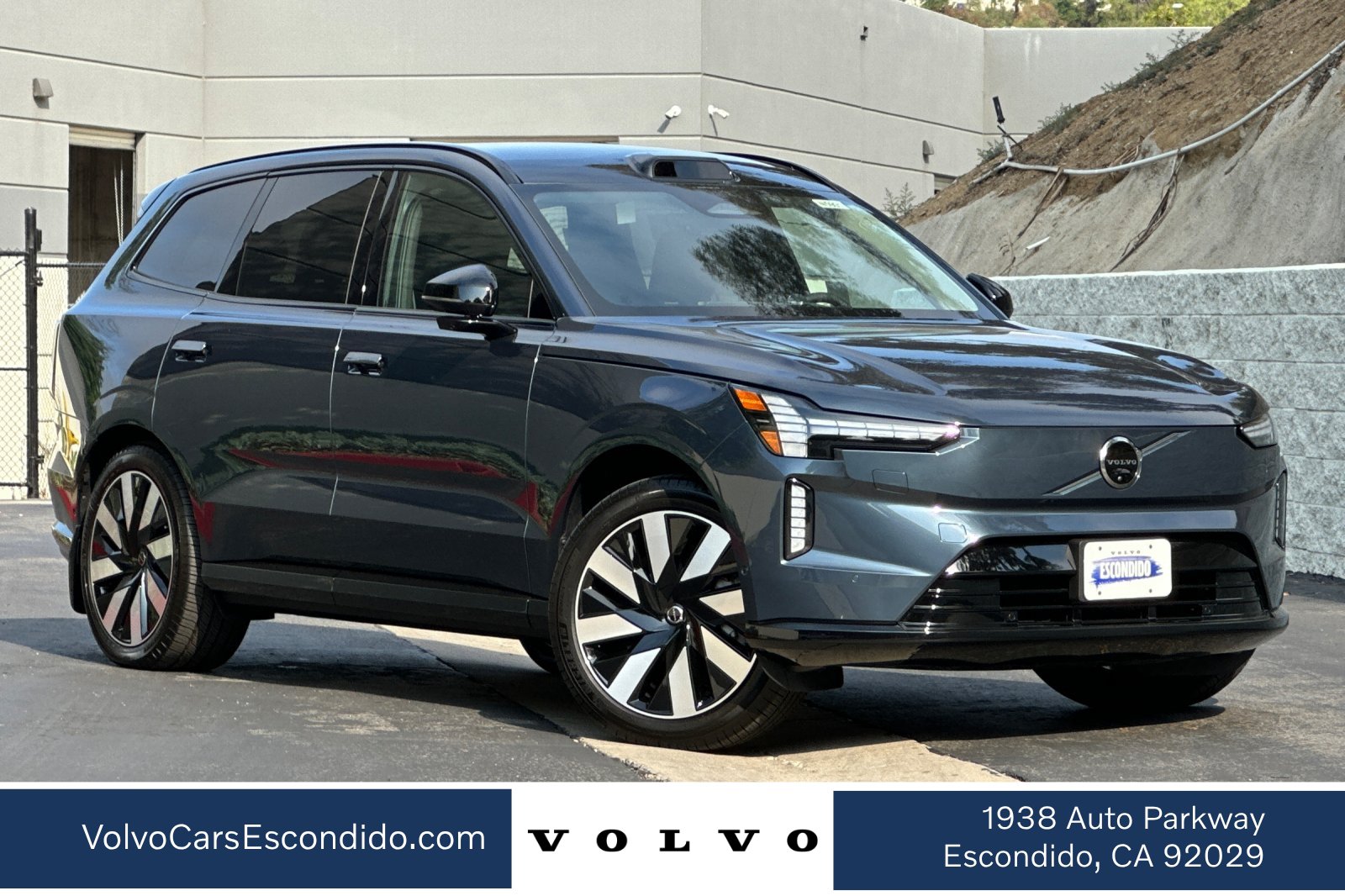 New 2025 Volvo EX90 Ultra