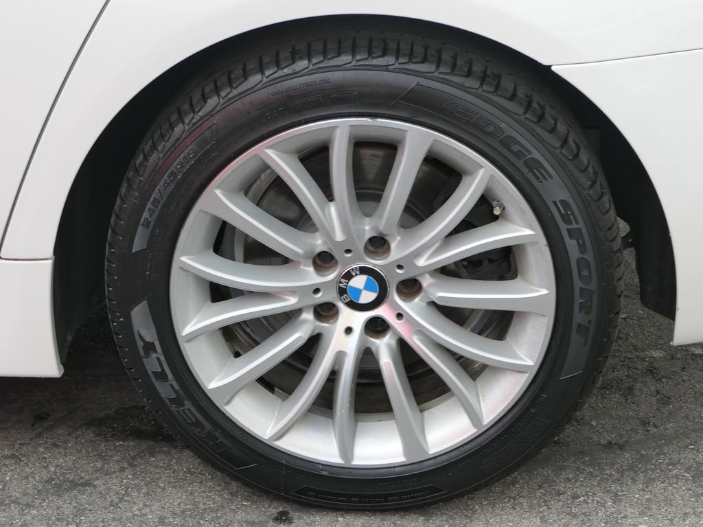 Used 2014 BMW 528i Sedan RWD image 9