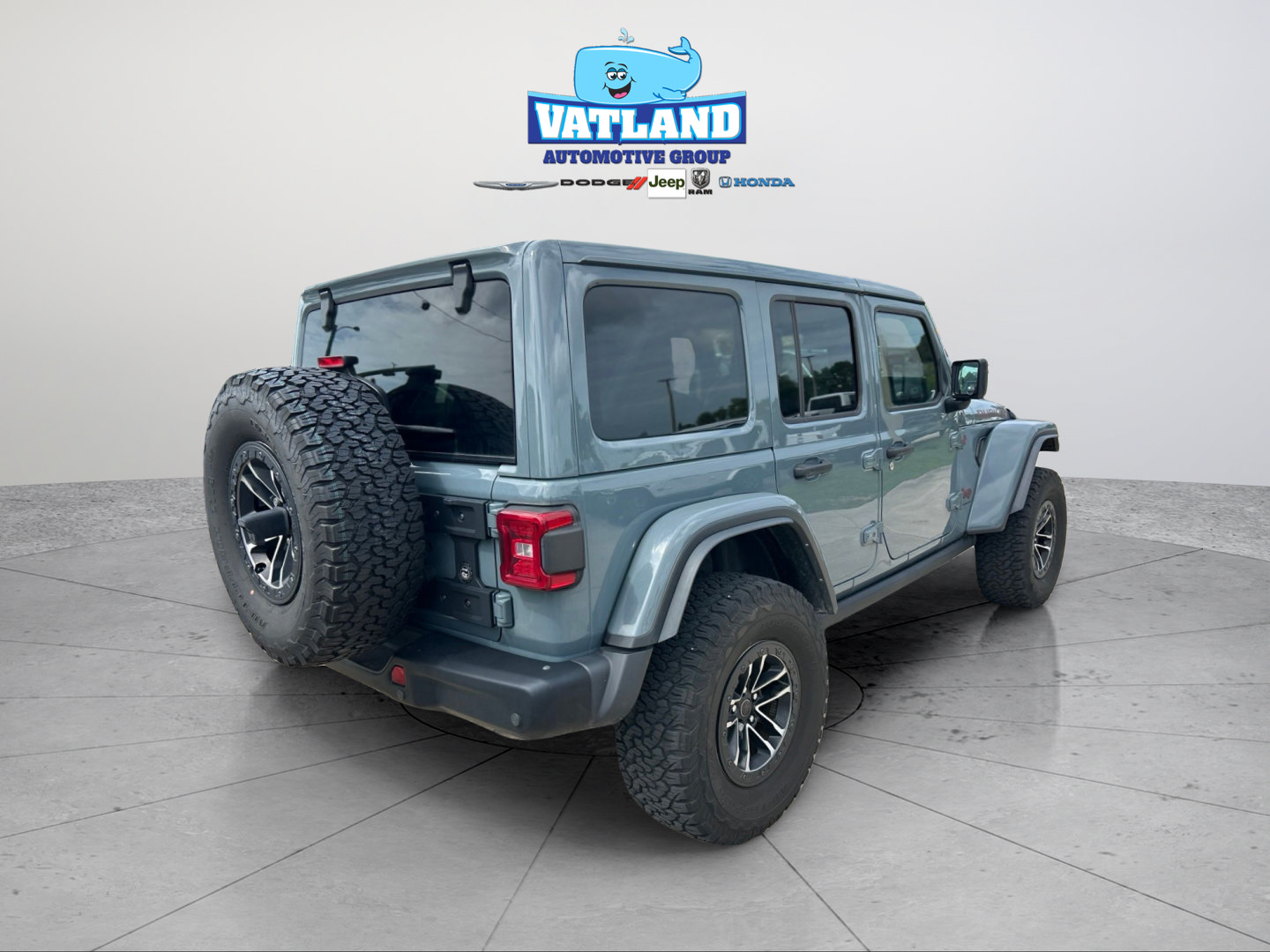 Used 2024 Jeep Wrangler Unlimited Rubicon AWD/4WD image 5