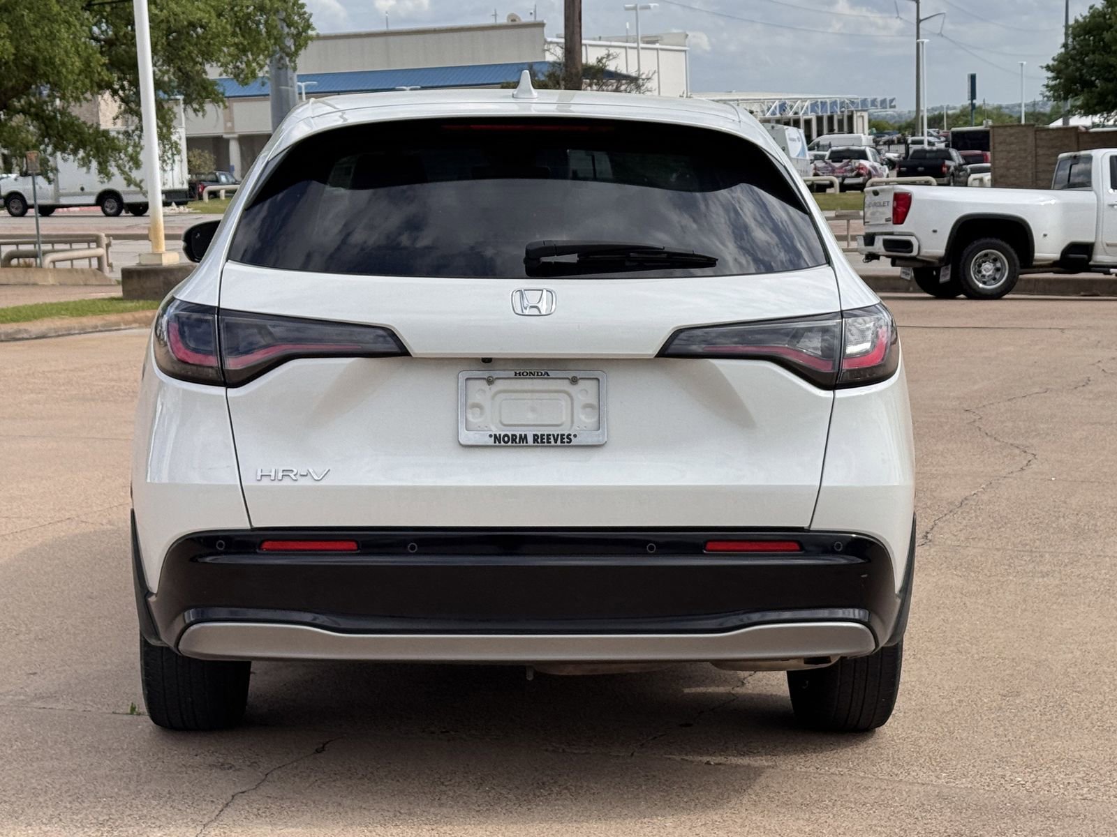 Used 2023 Honda HR-V EX-L image 5