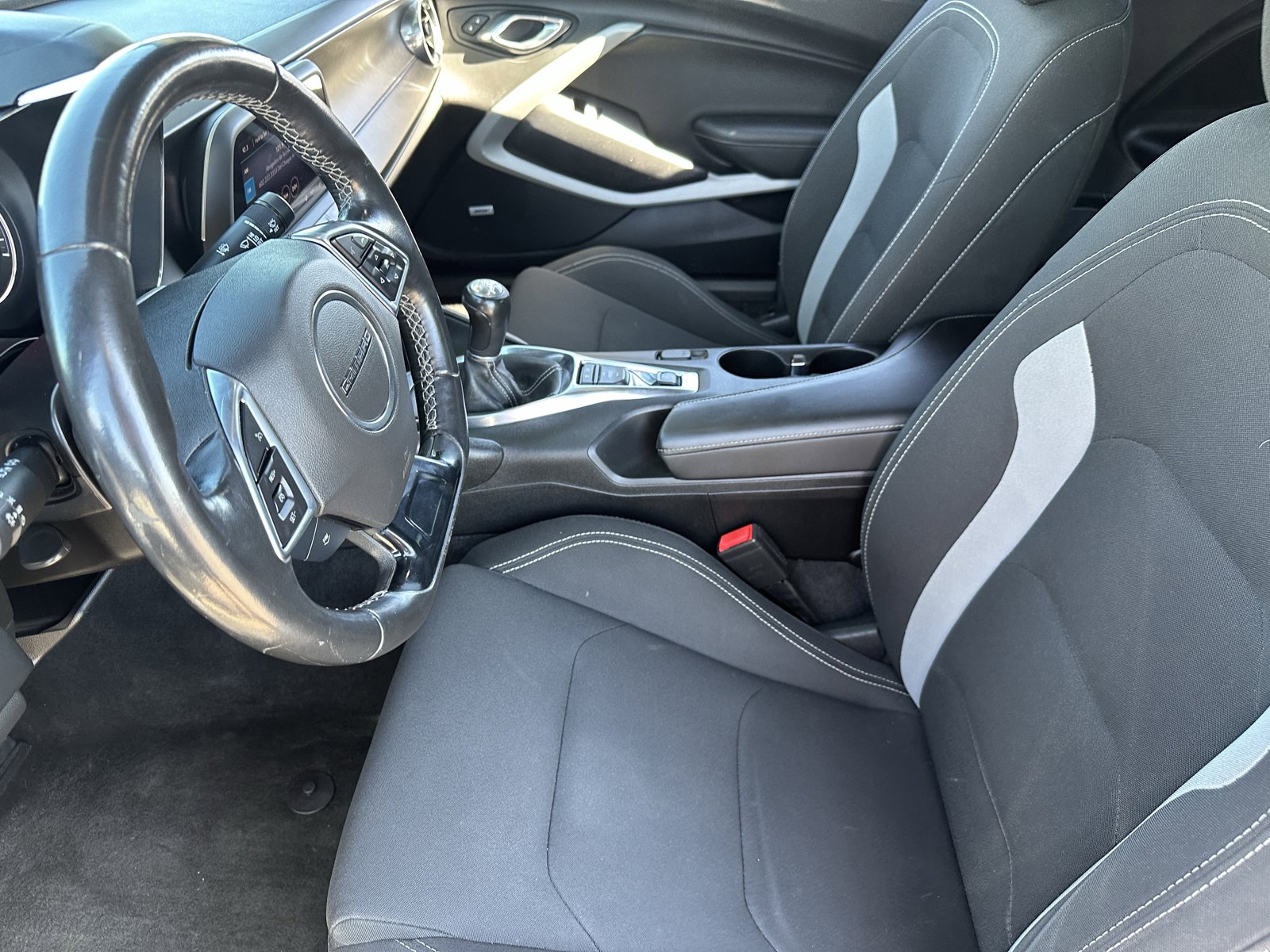 Certified 2019 Chevrolet Camaro LT w/ Technology Package image 23