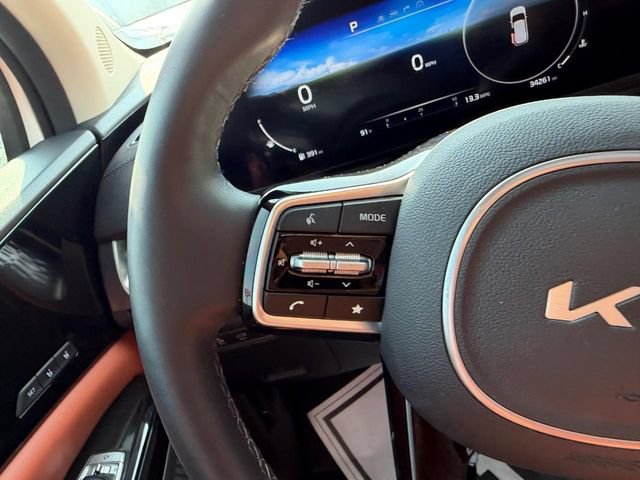 Certified 2024 Kia Carnival SX Prestige FWD image 14