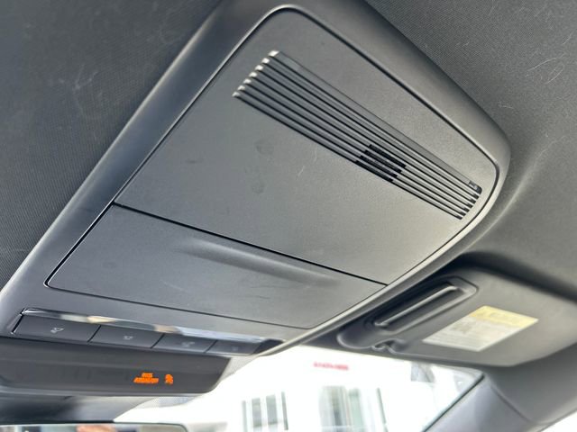 Used 2020 MAZDA MAZDA3 Hatchback w/ Preferred Package image 28