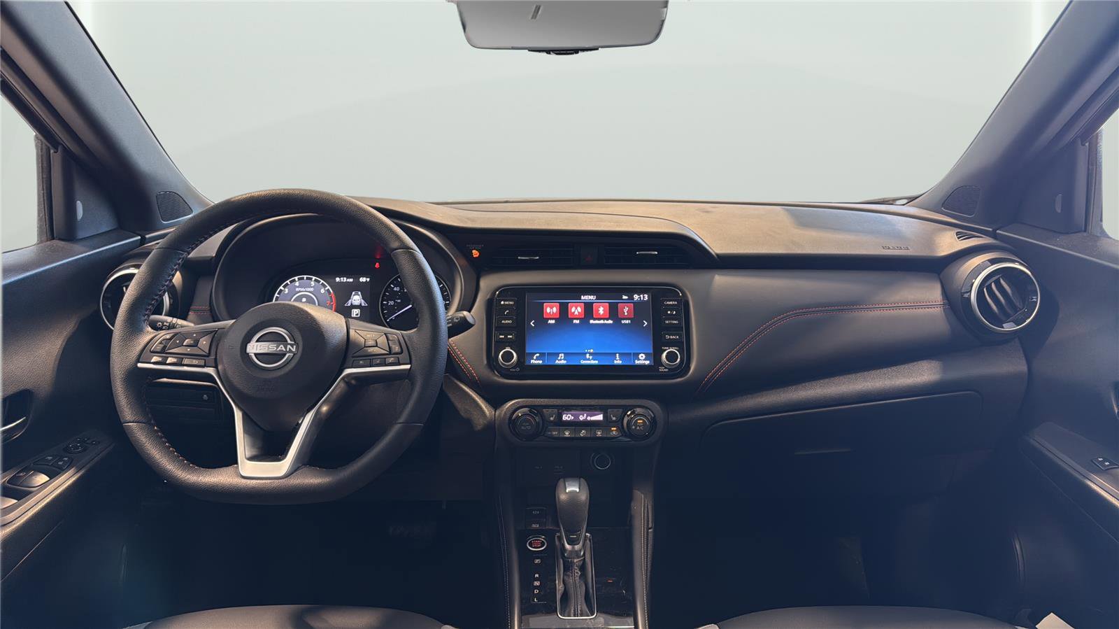 Used 2024 Nissan Kicks SR w/ SR Premium Package FWD image 11