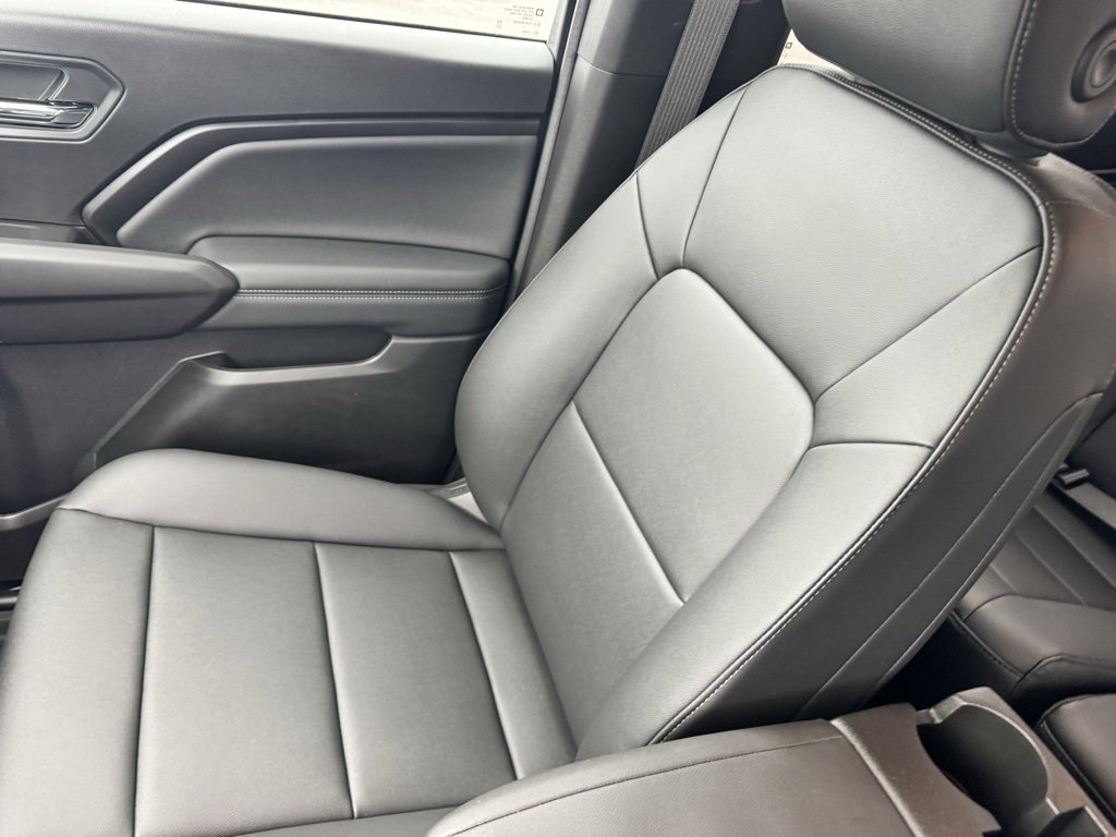 New 2025 Chevrolet Colorado LT w/ LT Convenience Package image 31