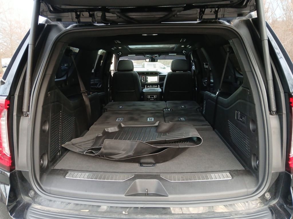 Used 2022 GMC Yukon XL Denali image 24