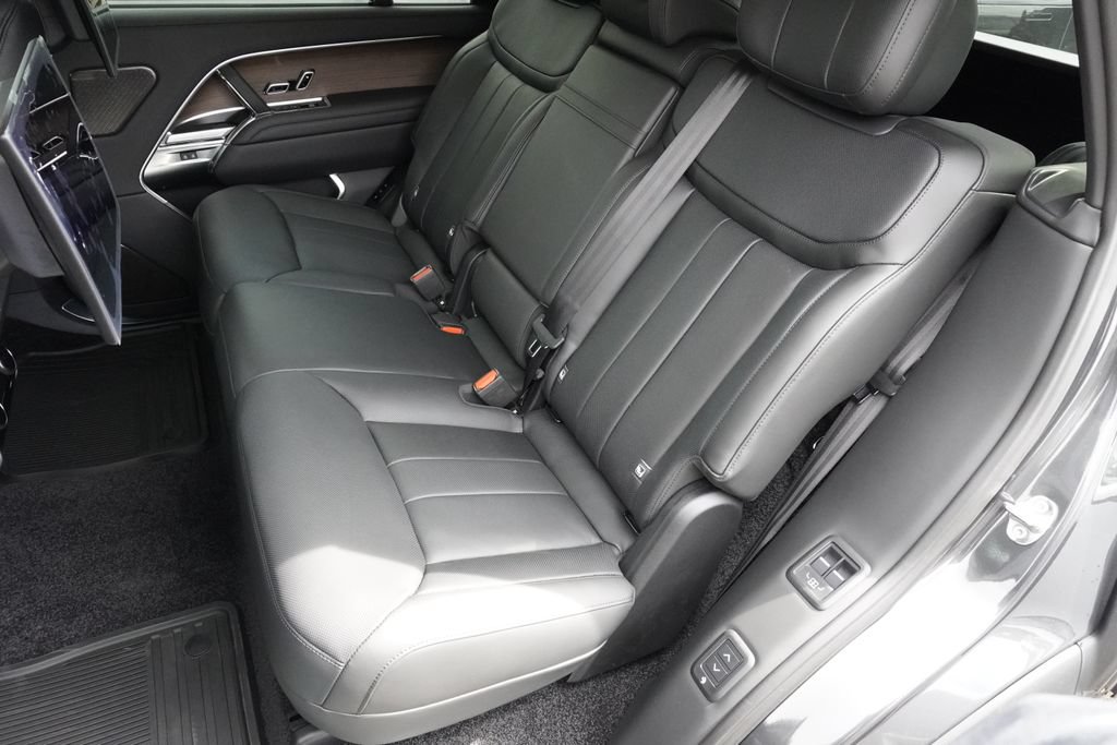New 2026 Land Rover Range Rover Long Wheelbase Autobiography AWD/4WD image 30