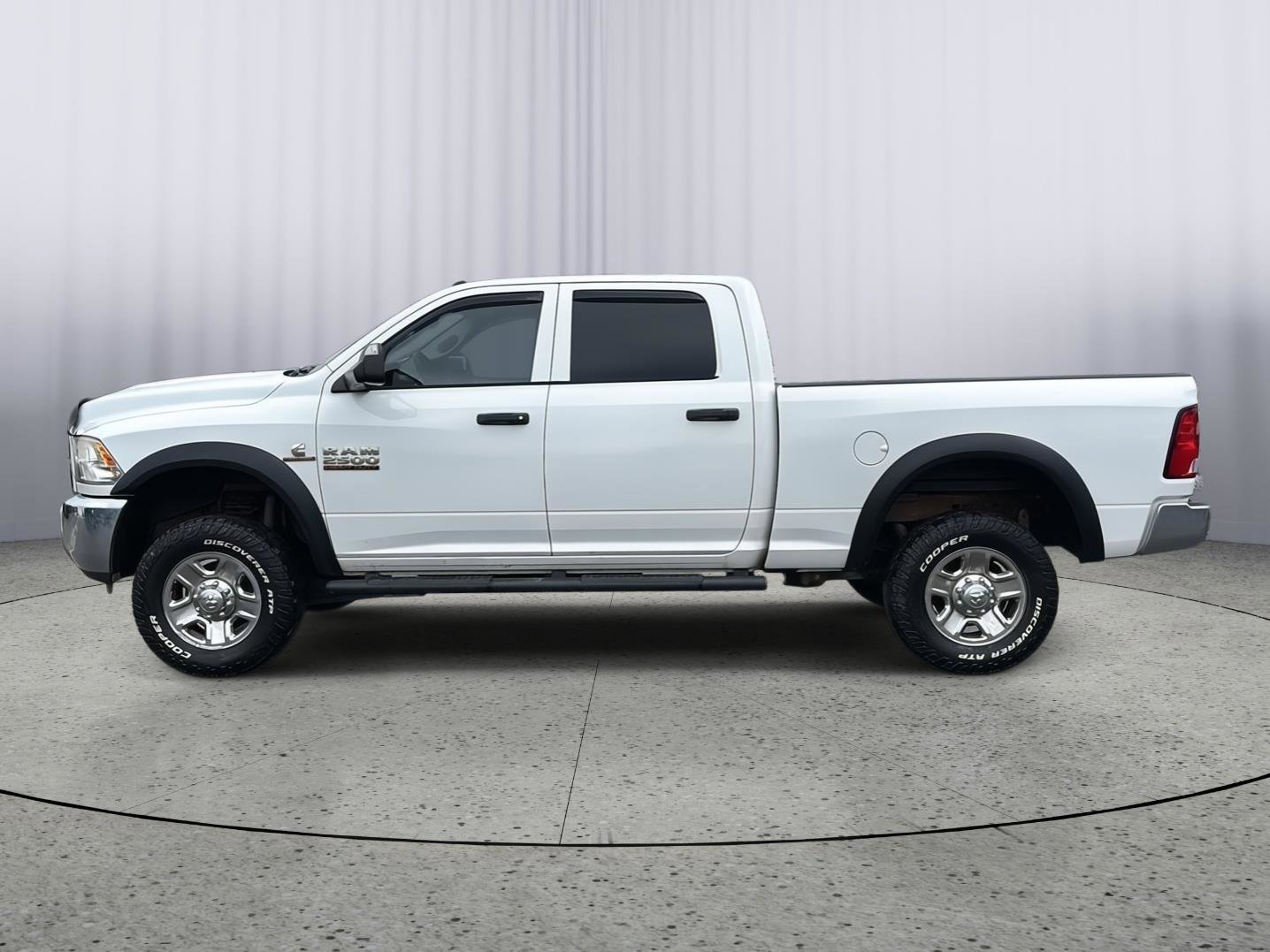 Used 2018 RAM 2500 Tradesman w/ Chrome Appearance Group image 2