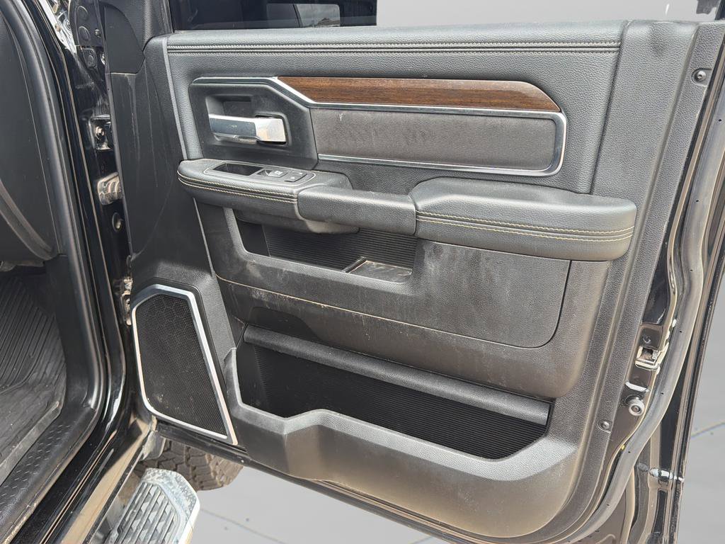 Used 2024 RAM 2500 Laramie w/ Safety Group AWD/4WD image 9
