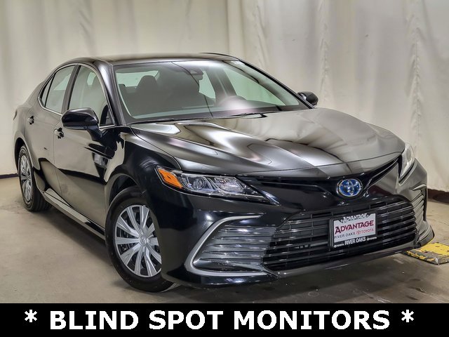 Certified 2024 Toyota Camry LE image 2