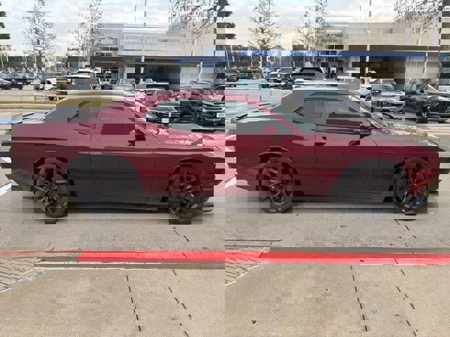 Used 2021 Dodge Challenger R/T w/ Blacktop Package image 7