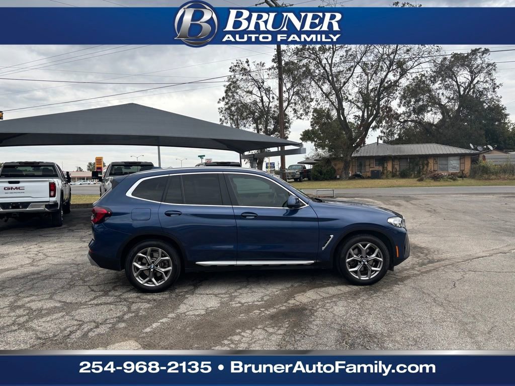 Used 2023 BMW X3 sDrive30i w/ Convenience Package image 4