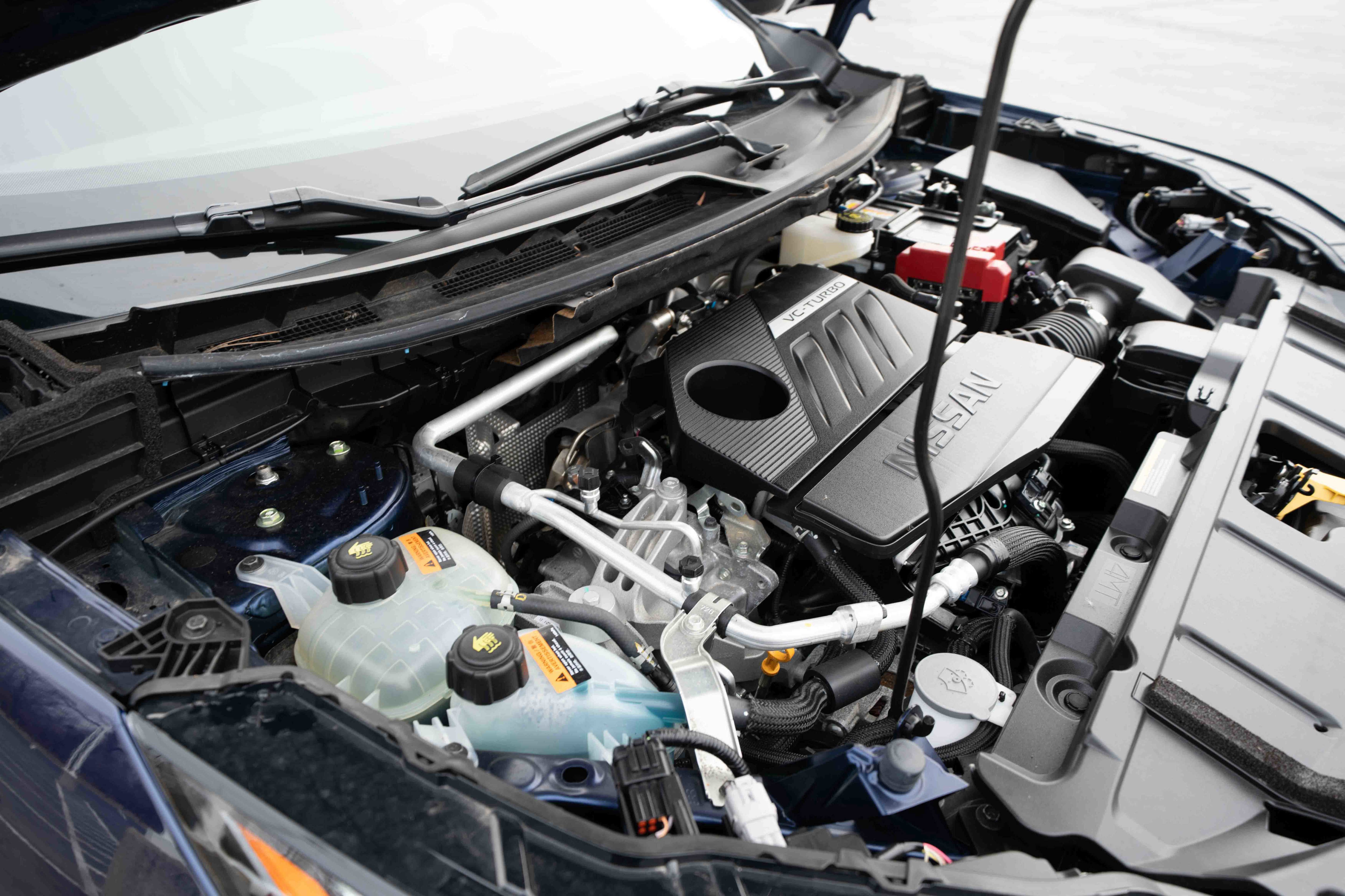 Used 2024 Nissan Rogue SL image 33