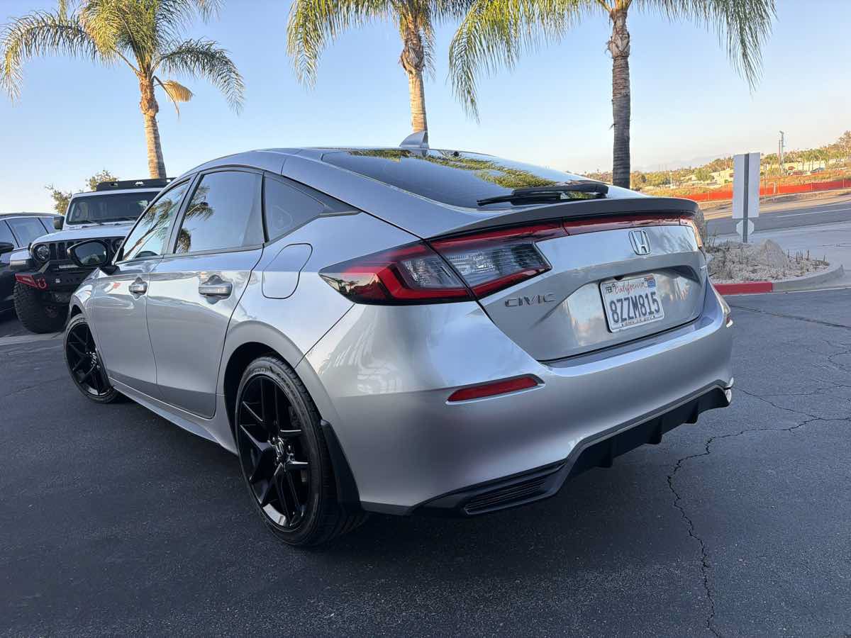Used 2022 Honda Civic Sport image 9