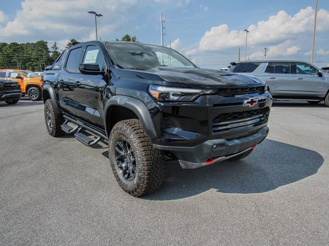 New 2025 Chevrolet Colorado ZR2 w/ Midnight Edition