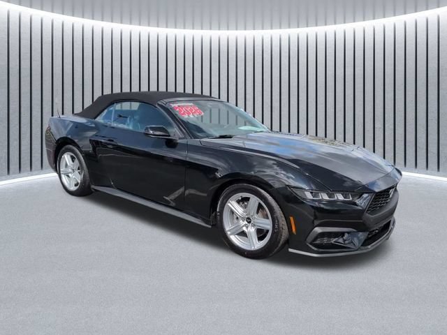 Used 2026 Ford Mustang Premium RWD image 2