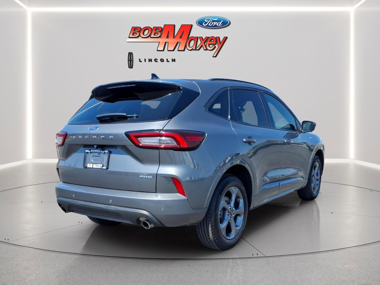 Used 2024 Ford Escape ST-Line w/ Tech Pack #1 AWD/4WD image 10