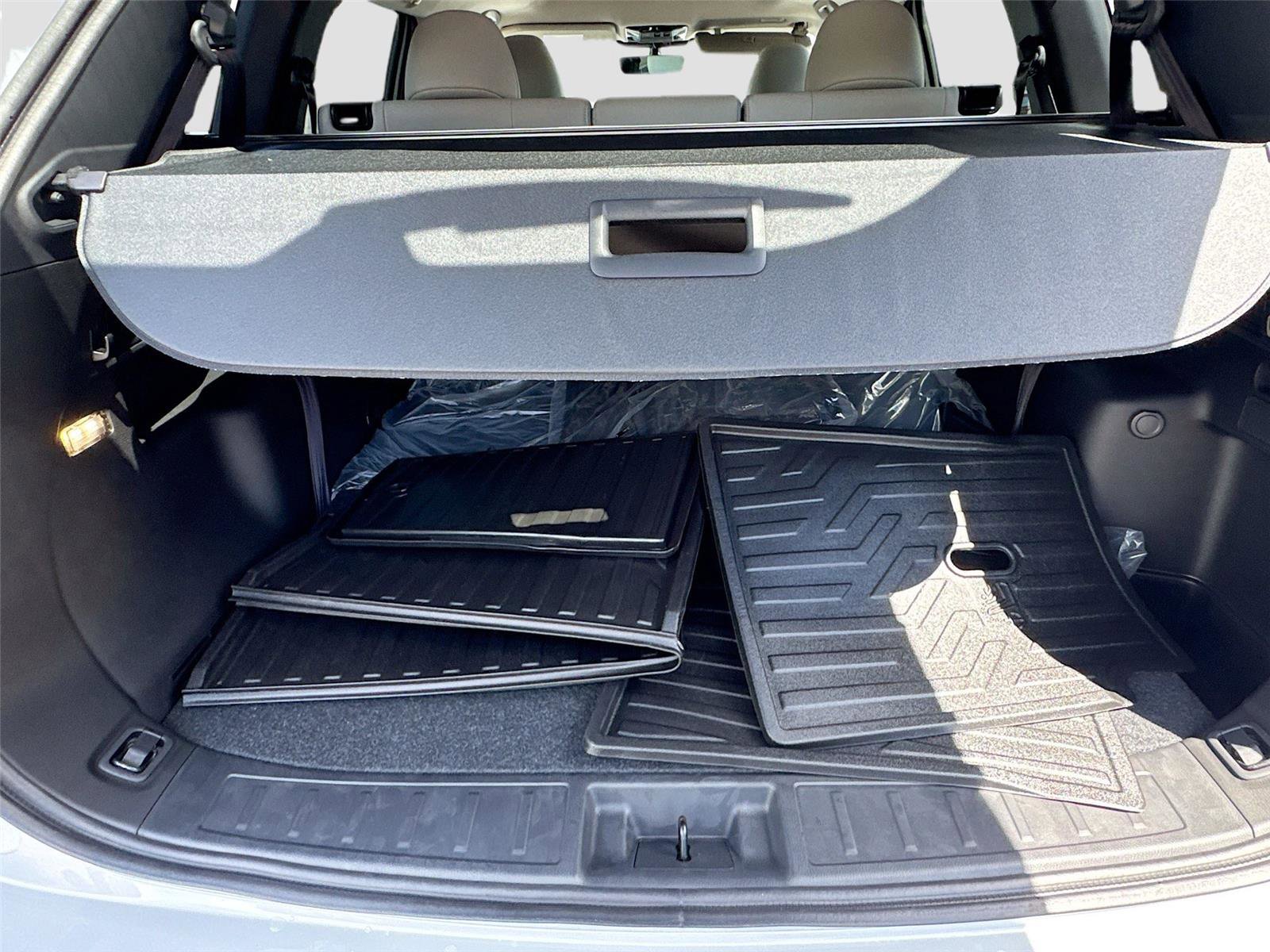 New 2025 Mitsubishi Outlander SE image 27