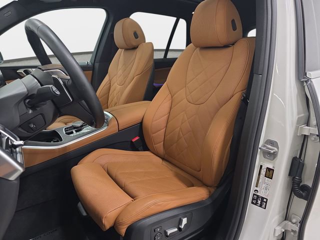Certified 2024 BMW X5 xDrive40i w/ Premium Package image 12