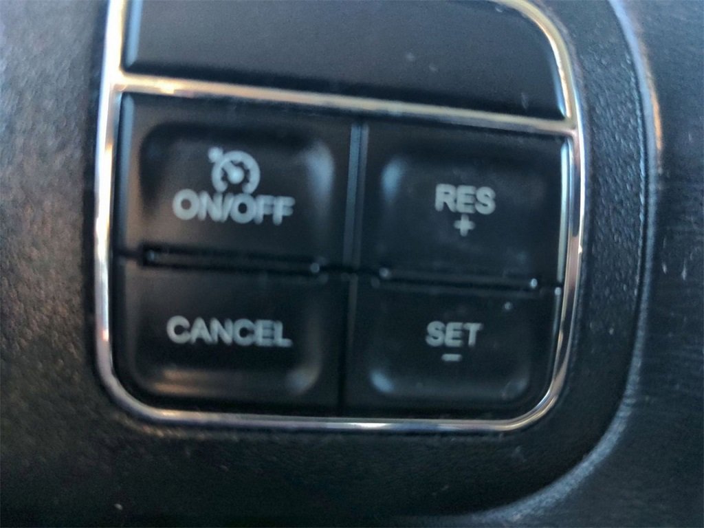 Used 2018 Jeep Wrangler Unlimited Sahara w/ Dual Top Group image 17