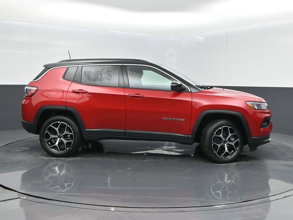 New 2026 Jeep Compass Limited image 8