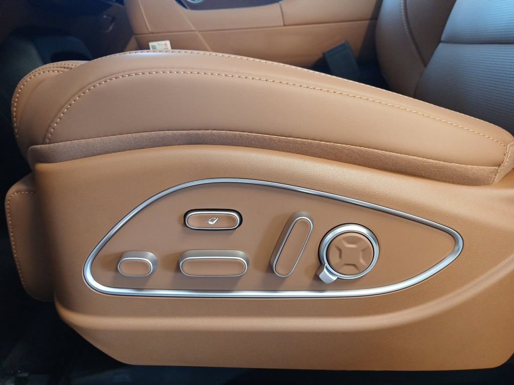 New 2026 Hyundai Palisade Calligraphy FWD image 16