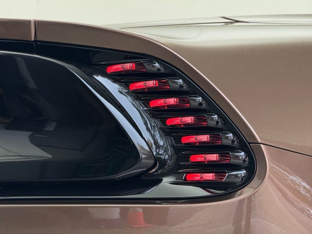 New 2026 Aston Martin Vanquish Convertible image 56