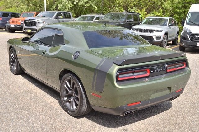 Used 2021 Dodge Challenger R/T Scat Pack w/ Shaker Package RWD image 6