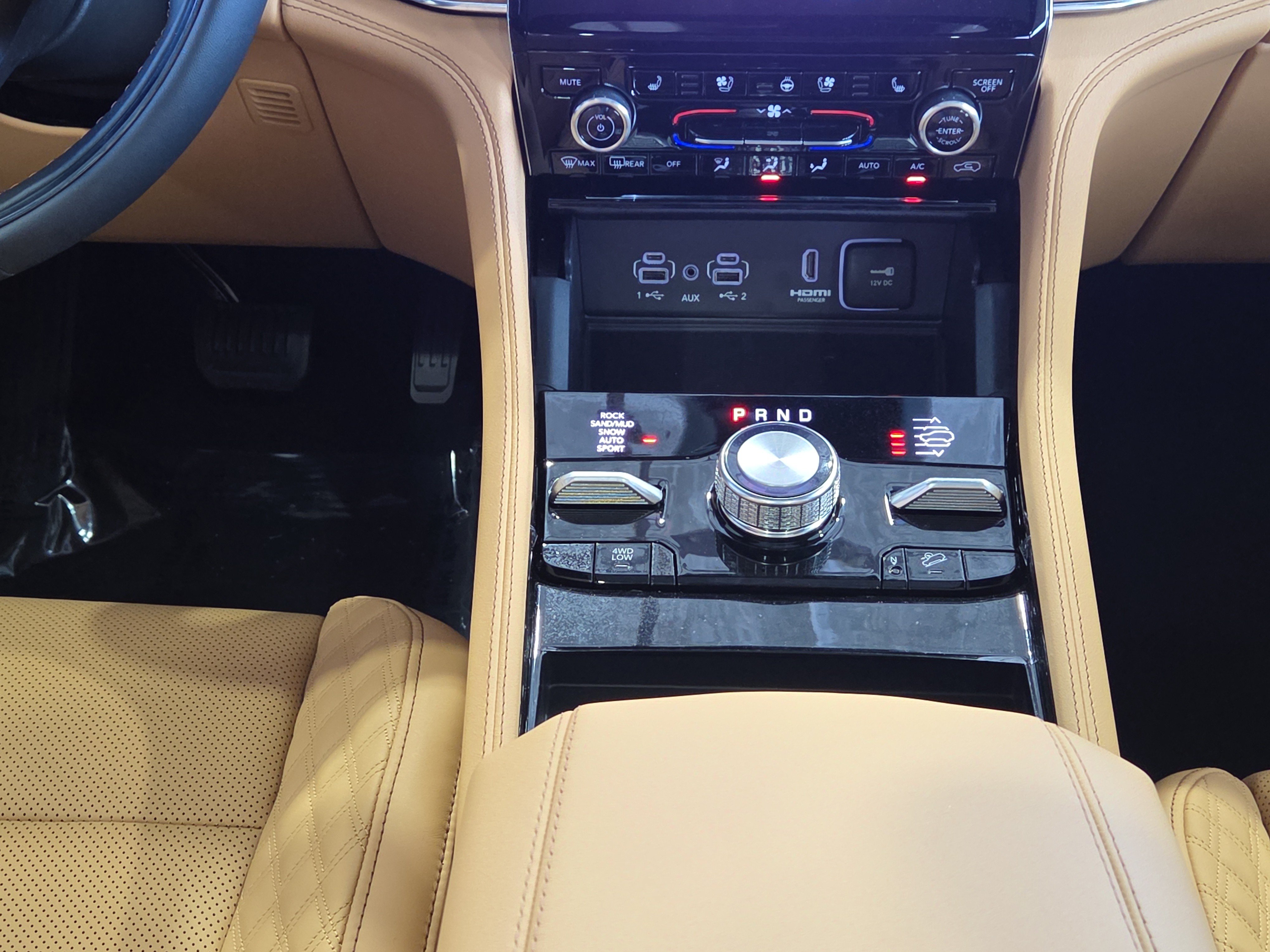 New 2025 Jeep Grand Cherokee L Summit AWD/4WD image 20