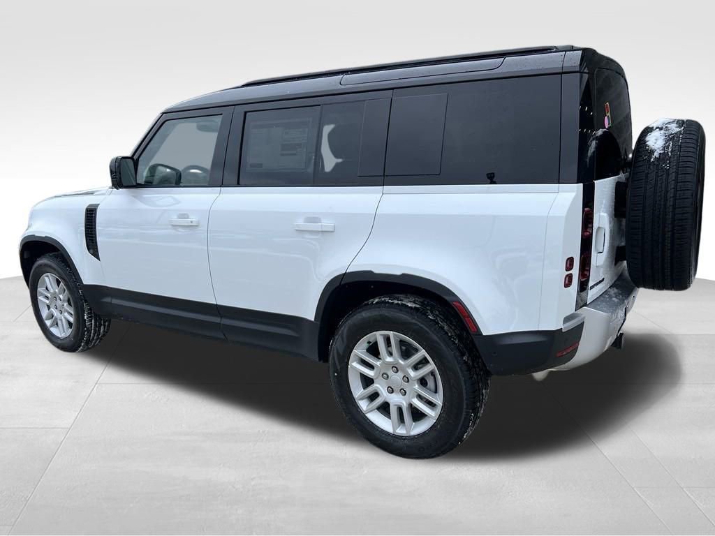 New 2025 Land Rover Defender 110 S image 3