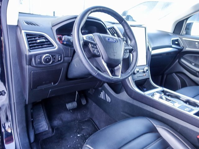 Used 2023 Ford Edge SEL w/ Convenience Package image 2