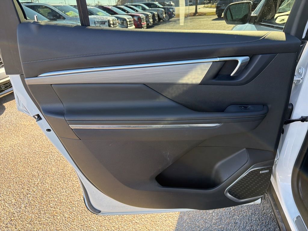 Certified 2025 Buick Enclave Preferred image 15