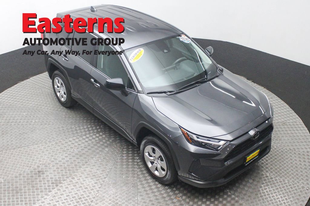 Used 2024 Toyota RAV4 LE image 3