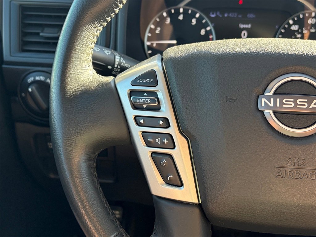 Certified 2024 Nissan Titan SV w/ SV Convenience Package image 12