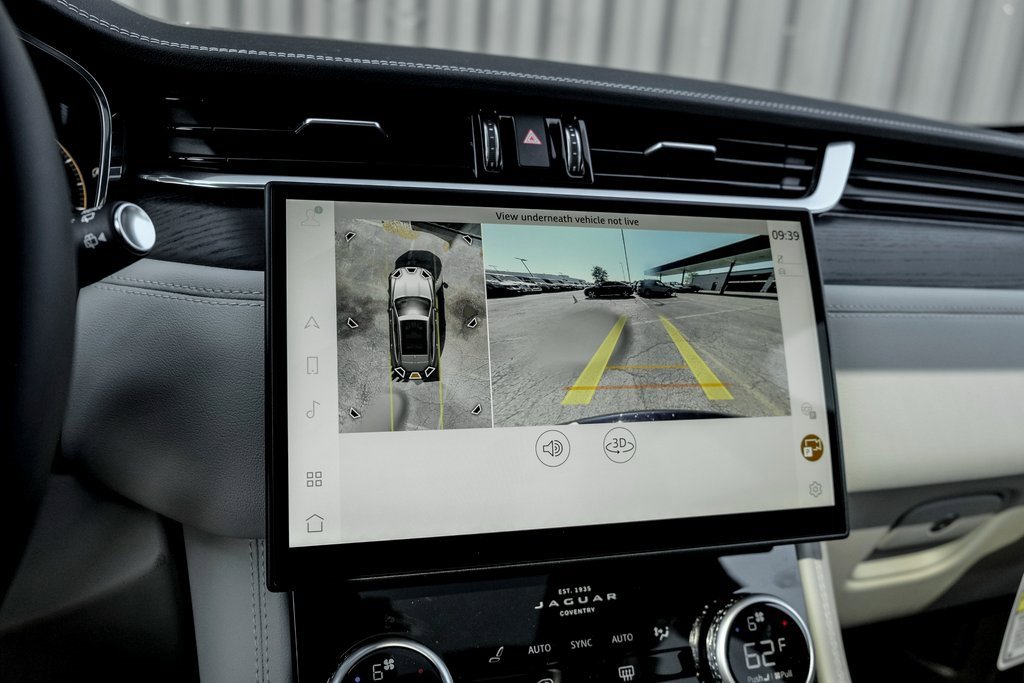 New 2026 Jaguar F-PACE R-Dynamic S image 14