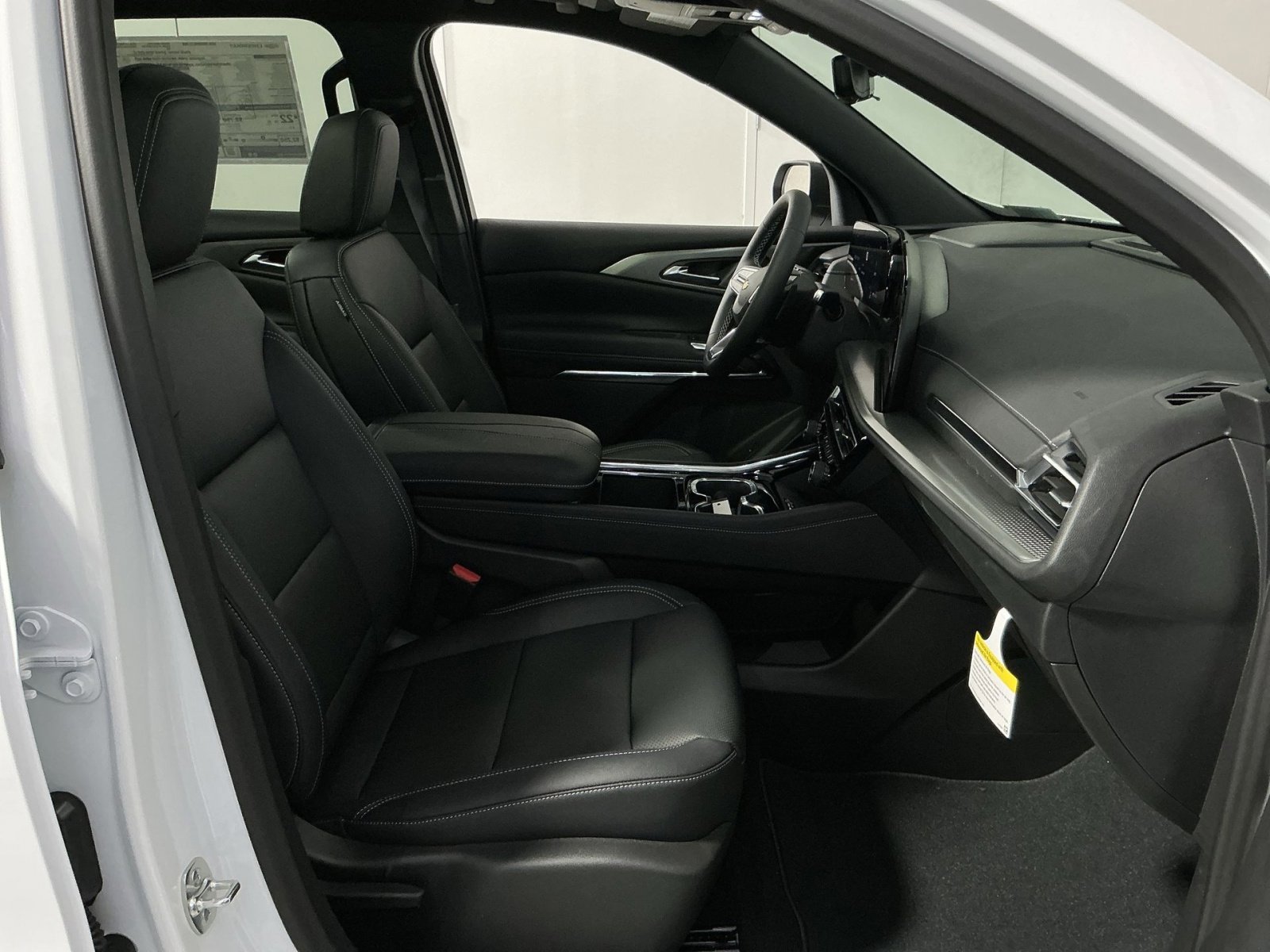 New 2026 Chevrolet Traverse LT FWD image 28