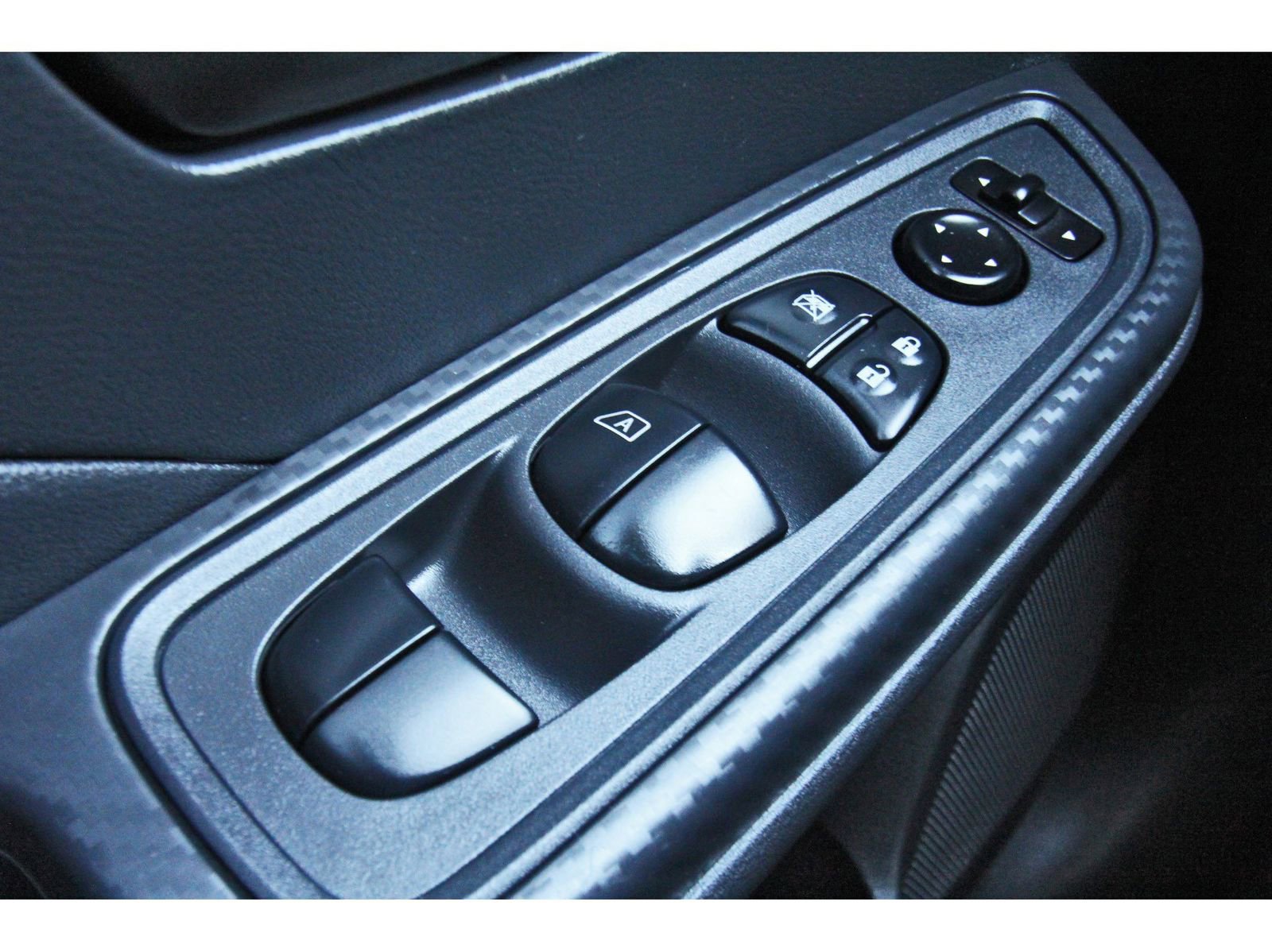 Used 2024 Nissan Versa S w/ Trunk Package image 25